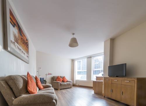 Imagen de la habitación del Hotel Broc House Suites. Foto 2