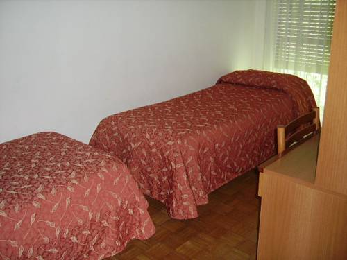 Imagen de la habitación del Hotel Broglia. Foto 4