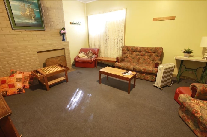 Imagen de los interiores del Hotel Broken Hill Tourist Lodge. Foto 15