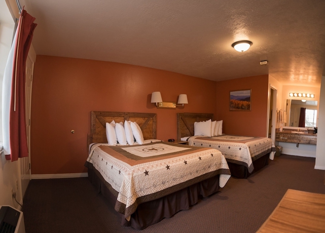 Imagen de la habitación del Hotel Broken Spur Inn and Steakhouse. Foto 4