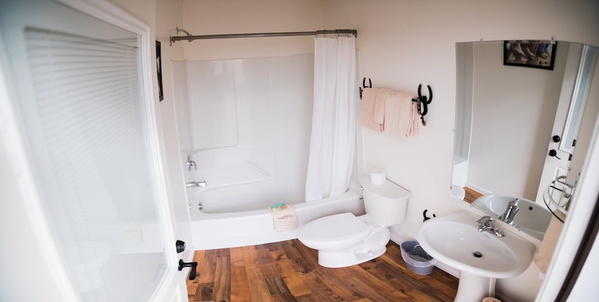 Imagen de la habitación del Hotel Broken Spur Inn and Steakhouse. Foto 17