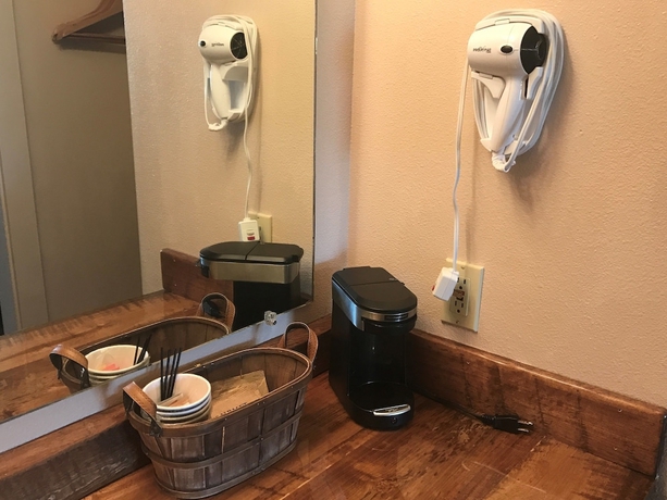 Imagen de la habitación del Hotel Broken Spur Inn and Steakhouse. Foto 18