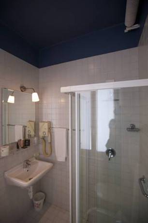 Imagen de la habitación del Hotel Broletto. Foto 9