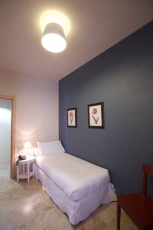 Imagen de la habitación del Hotel Broletto. Foto 10