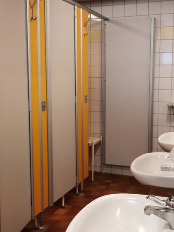 Imagen general del Hotel Brom&ouml;lla Camping and Vandrarhem - Hostel. Foto 3