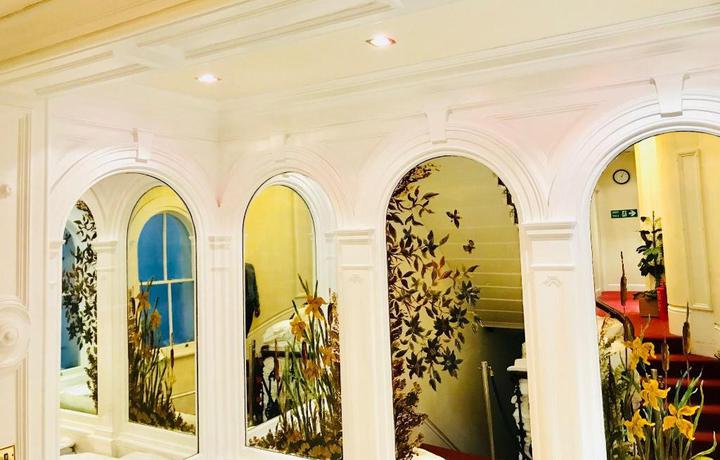 Imagen de los interiores del Hotel Brompton. Foto 18