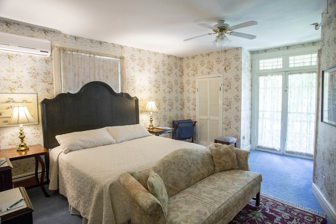 Imagen de la habitación del Hotel Brook Farm Inn. Foto 5