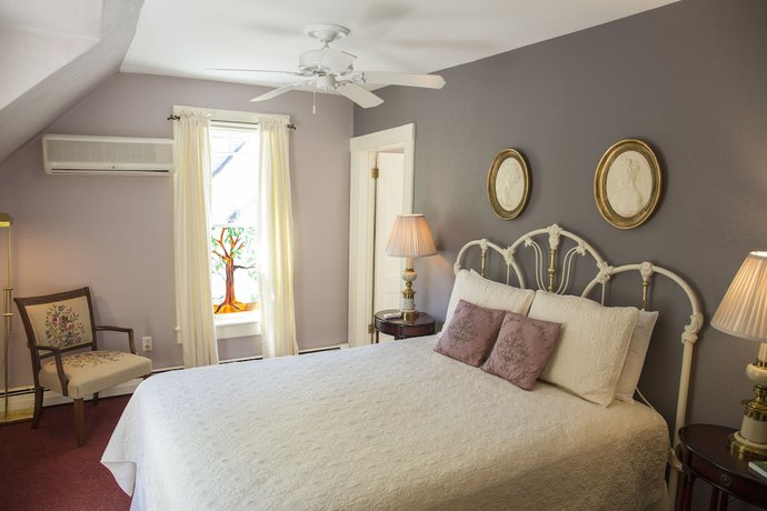 Imagen de la habitación del Hotel Brook Farm Inn. Foto 19