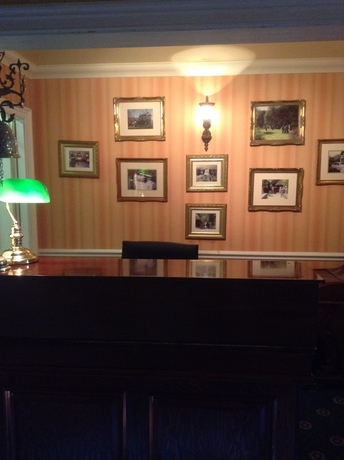 Imagen de los interiores del Hotel Brook Hall. Foto 14