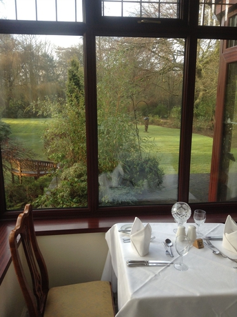 Imagen del bar/restaurante del Hotel Brook Hall. Foto 4