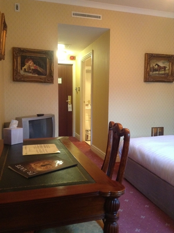 Imagen de la habitación del Hotel Brook Hall. Foto 7