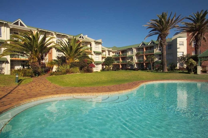 Imagen de la piscina del Hotel Brookes Hill Suite. Foto 7