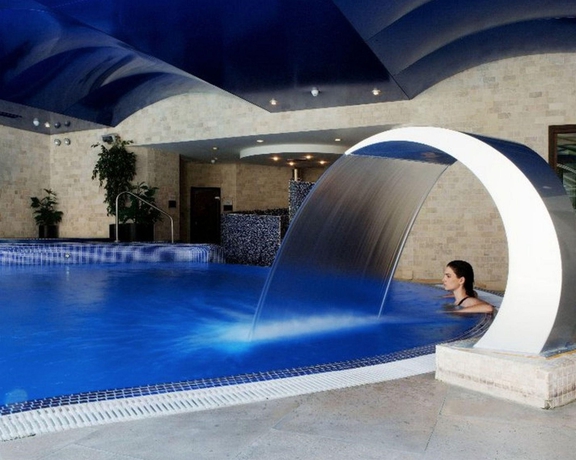 Imagen de la piscina del Hotel Brooklodge and Macreddin Village. Foto 12