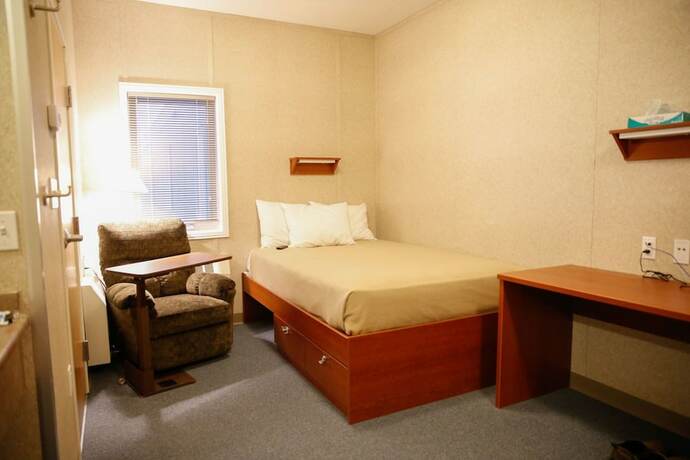 Imagen de la habitación del Hotel Brooks Camp. Foto 15