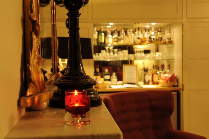 Imagen del bar/restaurante del Hotel Brooks Edinburgh. Foto 2