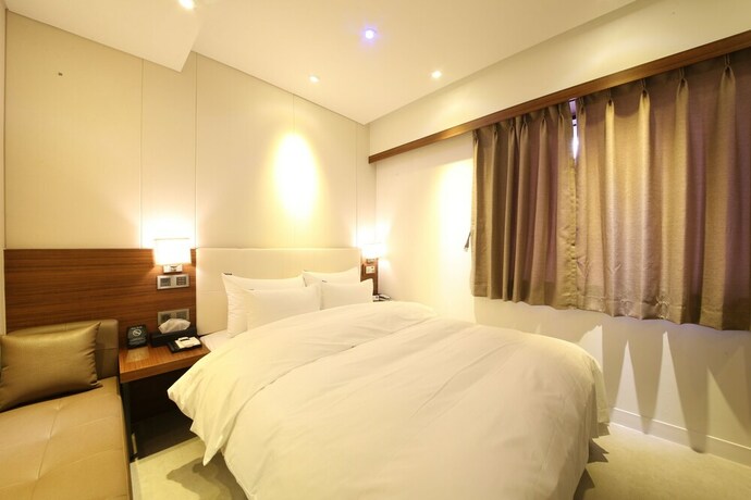 Imagen de la habitación del Hotel Brooks Hotel. Foto 14