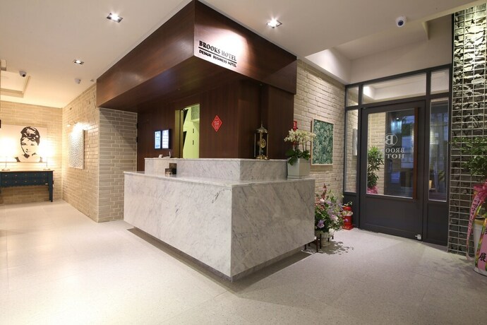 Imagen de los interiores del Hotel Brooks Hotel. Foto 28