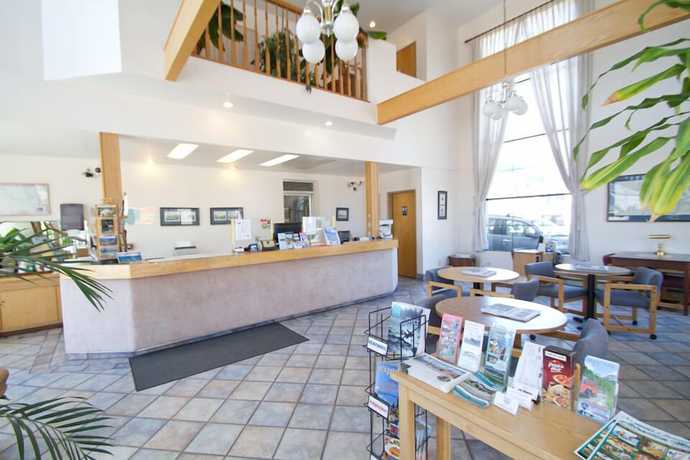 Imagen de los interiores del Hotel Brooks Street Motor Inn. Foto 20