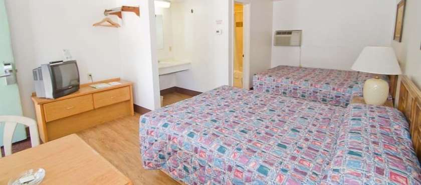 Imagen de la habitación del Hotel Brooks Street Motor Inn. Foto 15