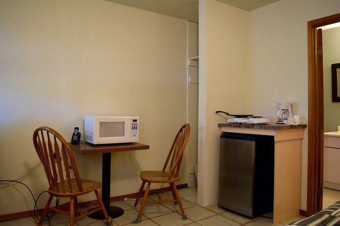 Imagen de la habitación del Hotel Brookside Inn. Foto 3