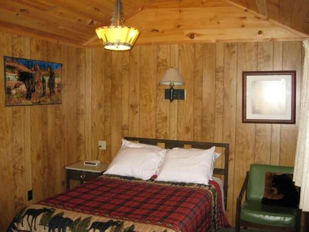 Imagen general del Hotel Brookside Motel, Lake George. Foto 14