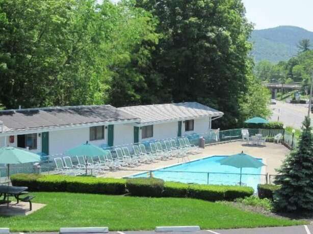 Imagen general del Hotel Brookside Motel, Lake George. Foto 17