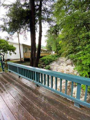 Imagen general del Hotel Brookside Motel, Lake George. Foto 19