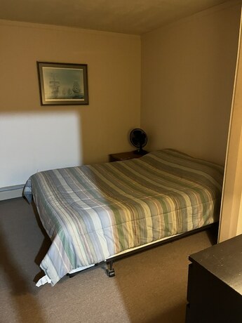 Imagen de la habitación del Hotel Brookside Motor inn. Foto 14