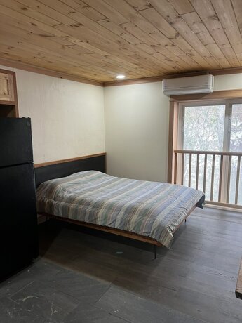 Imagen de la habitación del Hotel Brookside Motor inn. Foto 16