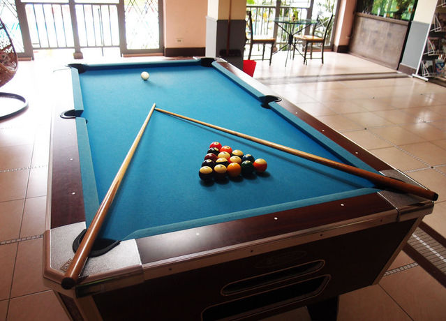 Imagen de los interiores del Hotel Brookside Valley Resort. Foto 10