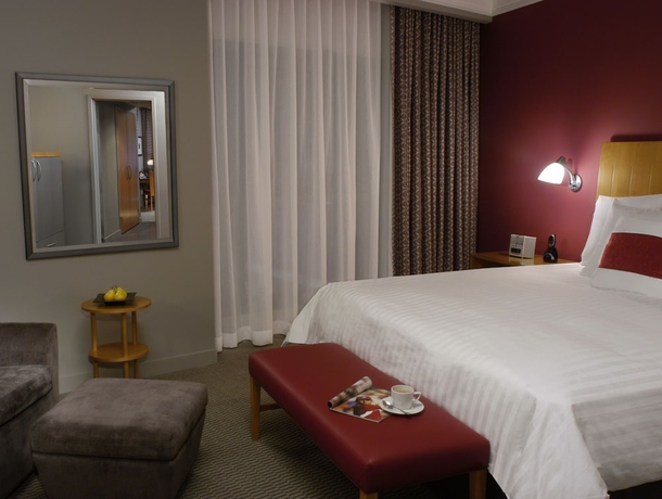 Imagen de la habitación del Hotel Brookstreet. Foto 4