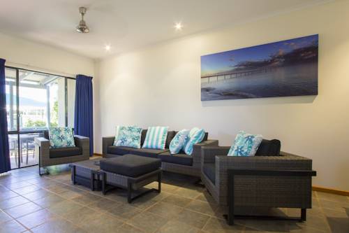 Imagen de la habitación del Hotel Broome Beach Resort. Foto 3