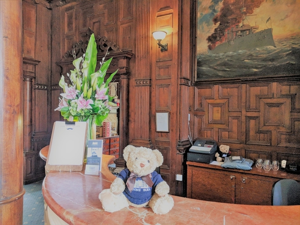 Imagen de los interiores del Hotel Broome Park. Foto 18