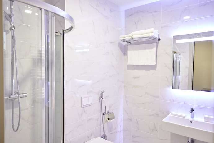 Imagen de la habitación del Hotel Brosse Garden. Foto 8