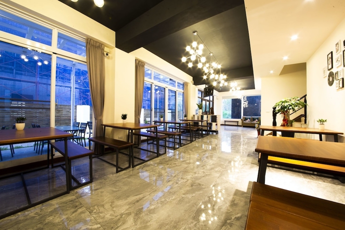 Imagen de los interiores del Hotel Brother BandB. Foto 15