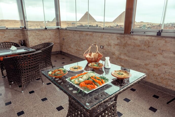 Imagen general del Hotel Brother Sphinx Inn. Foto 12