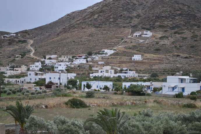 Imagen de los exteriores del Hotel Brothers. Foto 8