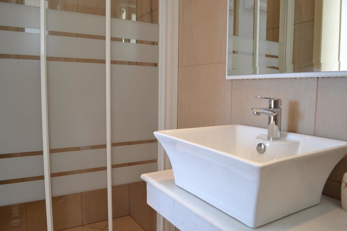 Imagen de la habitación del Hotel Brothers. Foto 5