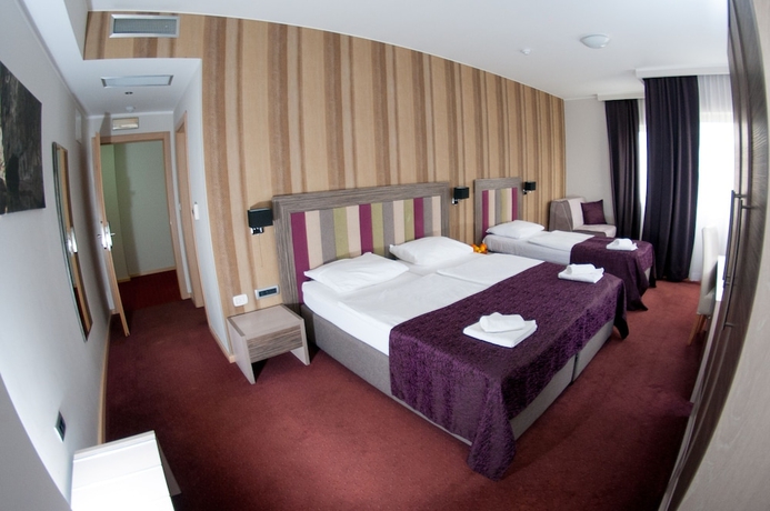 Imagen de la habitación del Hotel Brotnjo. Foto 4