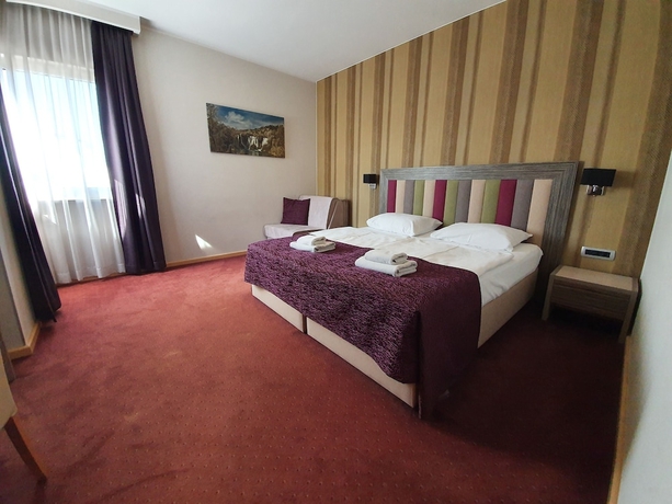 Imagen de la habitación del Hotel Brotnjo. Foto 13