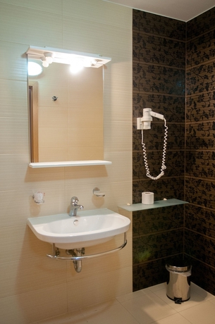 Imagen de la habitación del Hotel Brotnjo. Foto 18