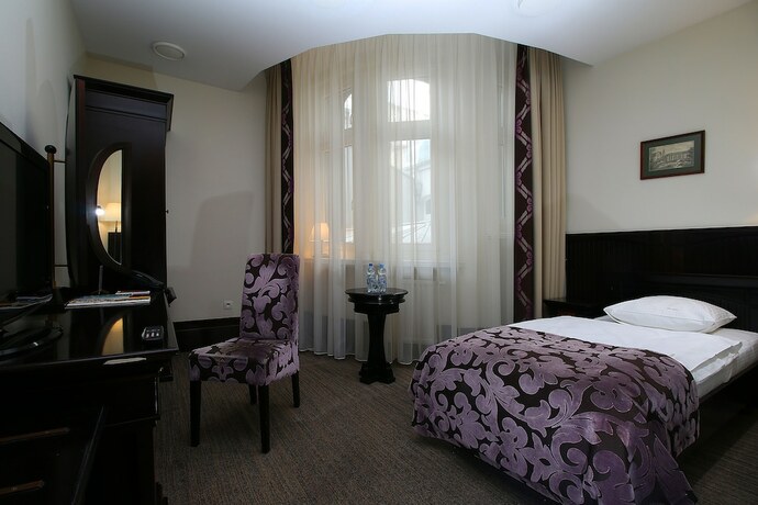 Imagen de la habitación del Hotel Brovaria. Foto 20