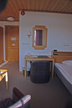 Imagen de la habitación del Hotel Brovillan. Foto 11