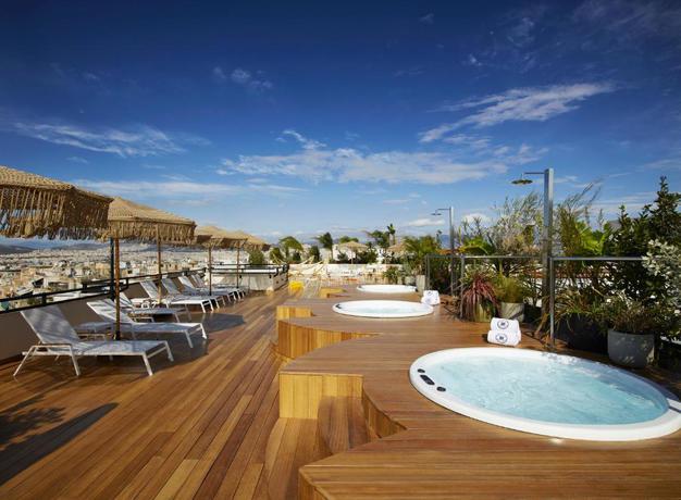 Imagen de los exteriores del Hotel Brown Acropol by Brown Hotels. Foto 9