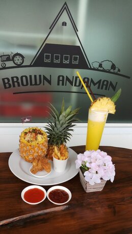 Imagen del bar/restaurante del Hotel Brown Andaman Krabi. Foto 17