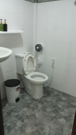 Imagen de la habitación del Hotel Brown Andaman Krabi. Foto 22