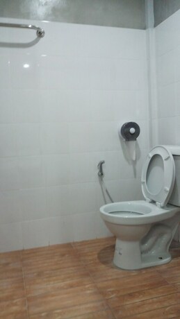 Imagen de la habitación del Hotel Brown Andaman Krabi. Foto 34