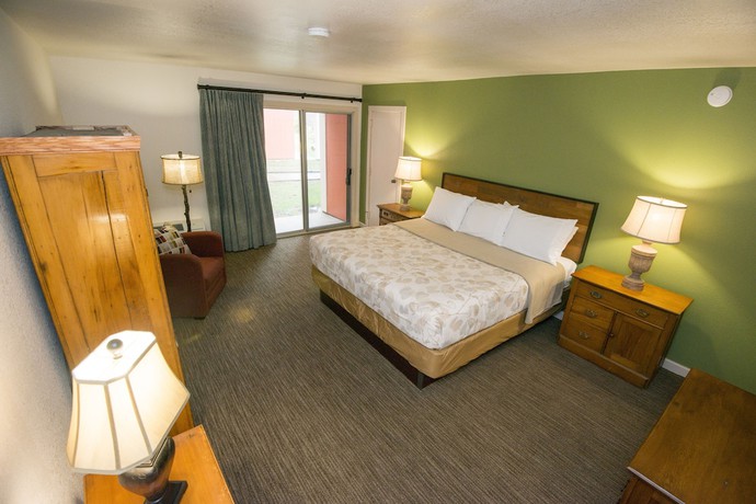 Imagen de la habitación del Hotel Brown County Inn. Foto 13