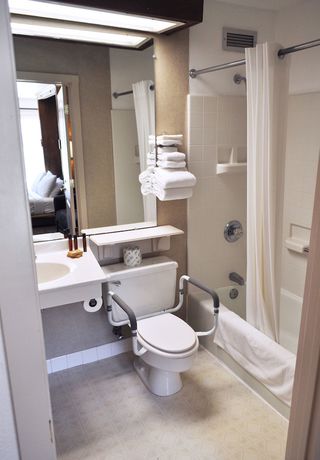 Imagen de la habitación del Hotel Brown County Inn. Foto 19