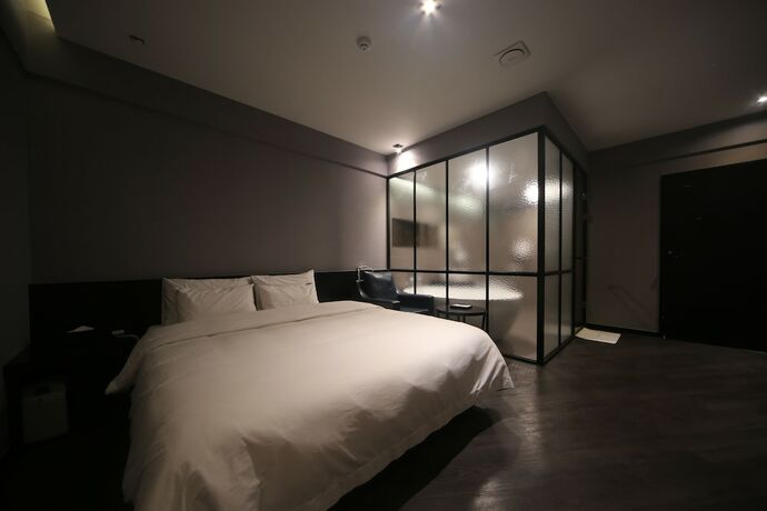 Imagen de la habitación del Hotel Brown Dot Beomil. Foto 15